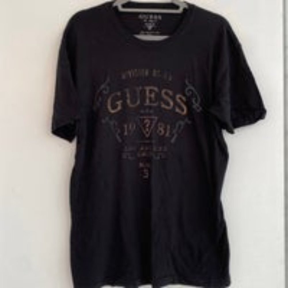 Guess - Picture 3 of 6